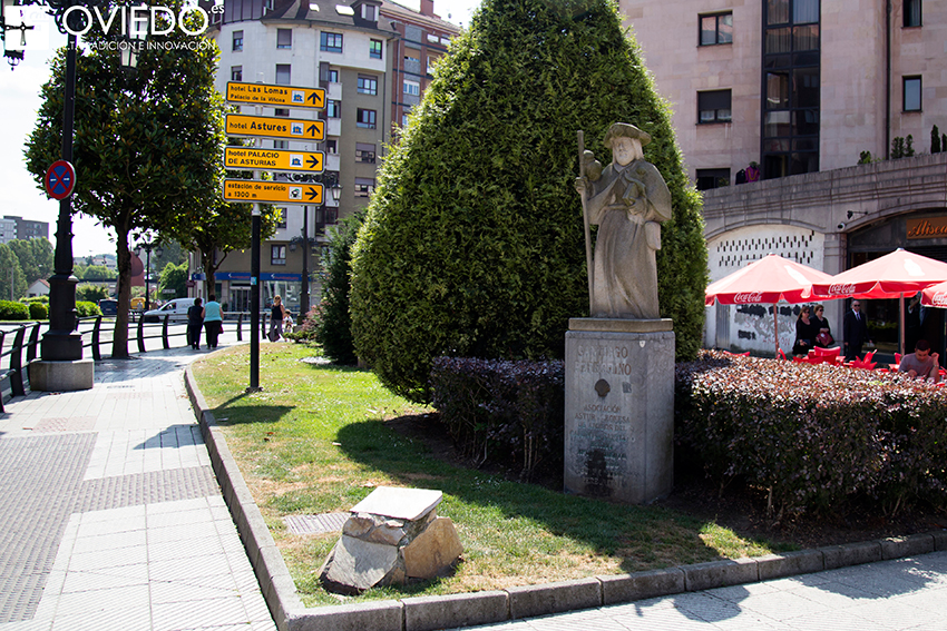 Escultura Santiago Peregrino